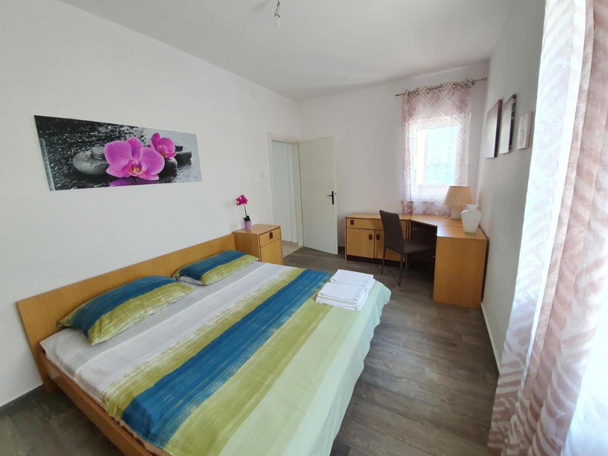 Apartments Dora Вантачичи Экстерьер фото