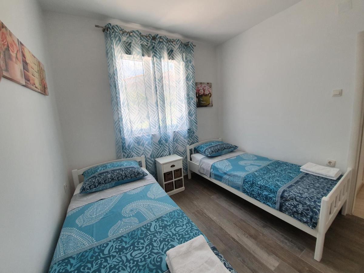 Apartments Dora Вантачичи Экстерьер фото