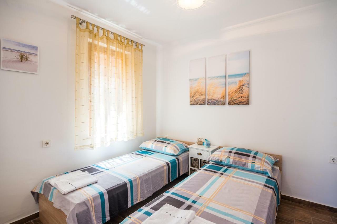Apartments Dora Вантачичи Экстерьер фото