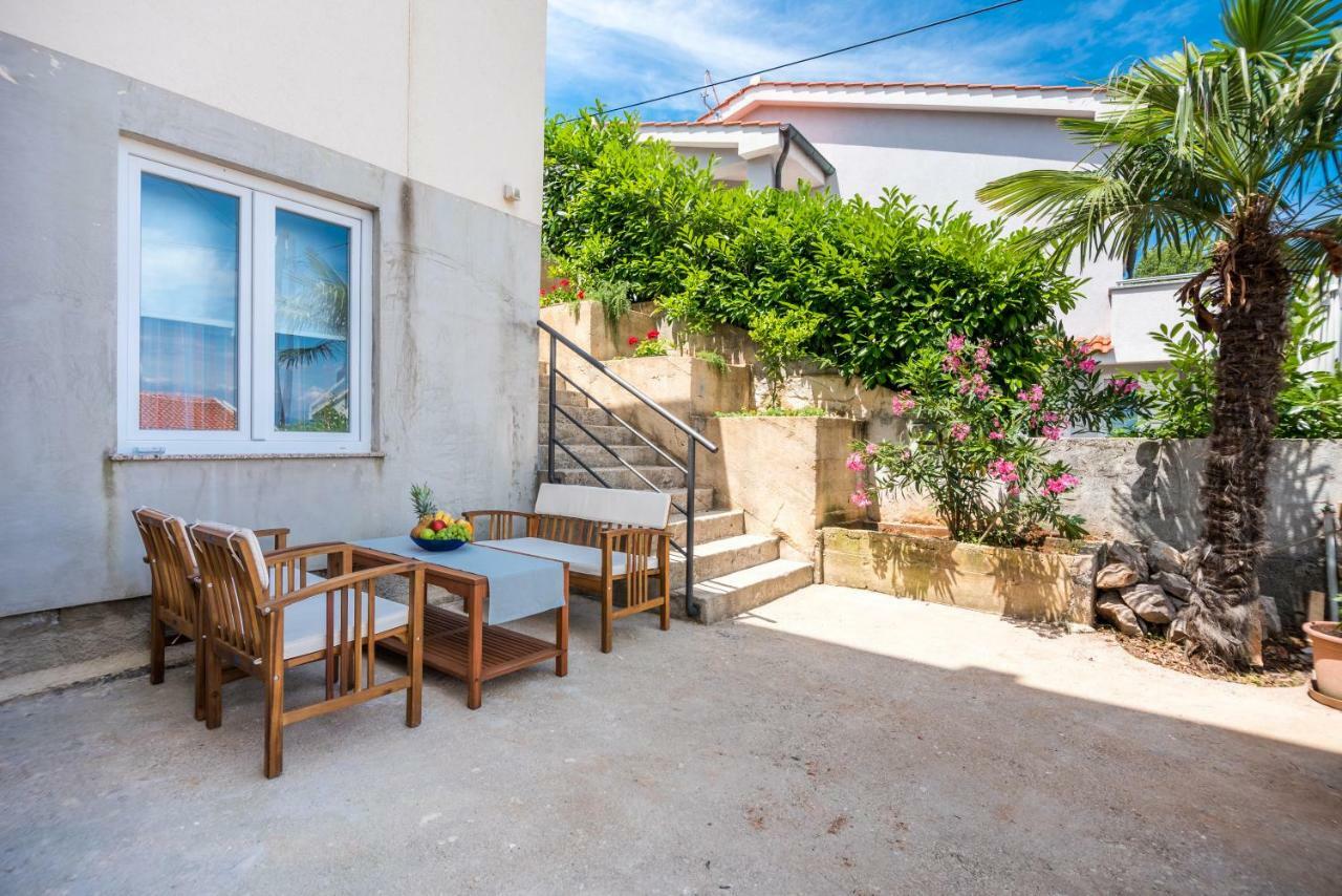 Apartments Dora Вантачичи Экстерьер фото